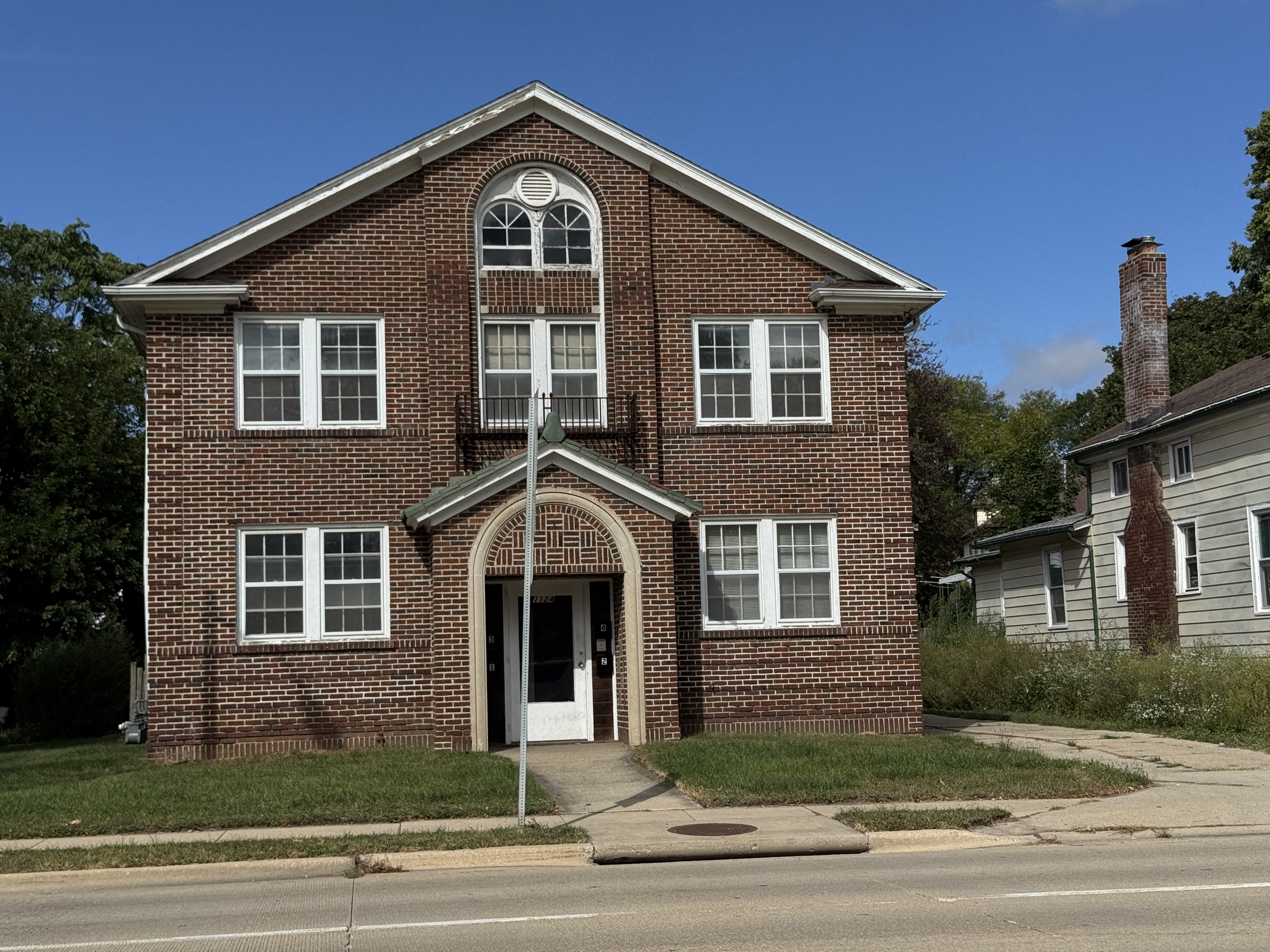1124 North Main Street - 2